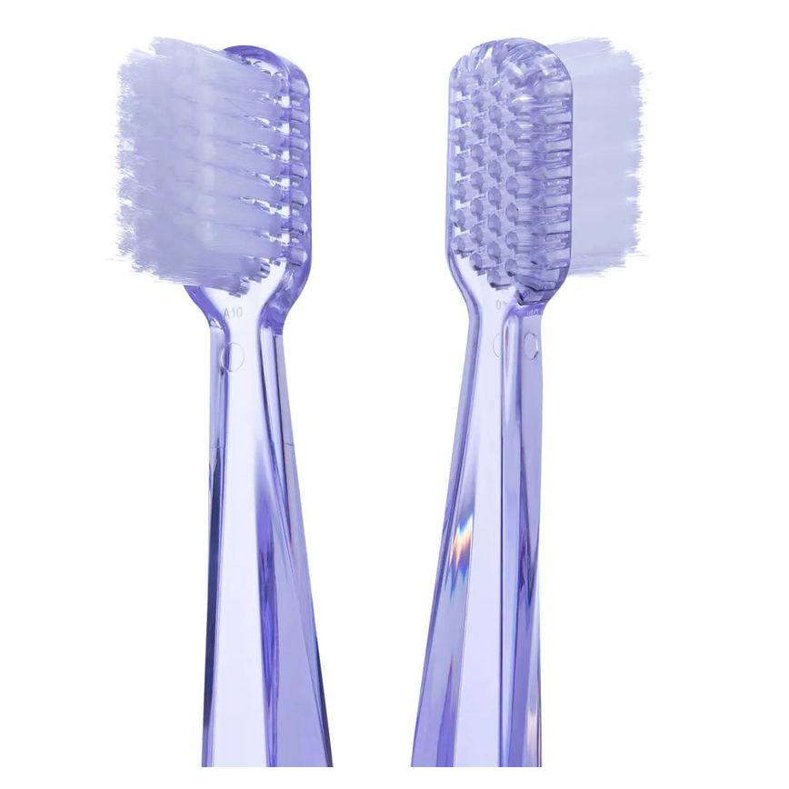 Escova de Dente Bitufo Class Soft Extramacia com 1 unidade + 1 Protetor de Cerdas